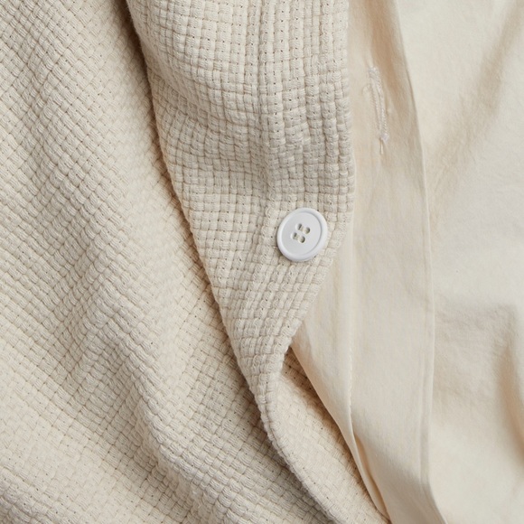 NWT Parachute Organic Textured Duvet Cover Set in Natural- King/Cal King - Picture 4 of 5